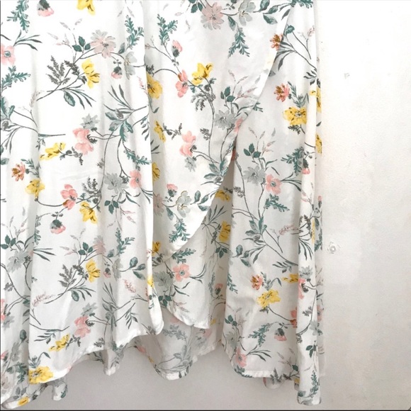 NWT LOFT Tossed Garden Floral Ruffle Wrap Dress 6 - Picture 5 of 9